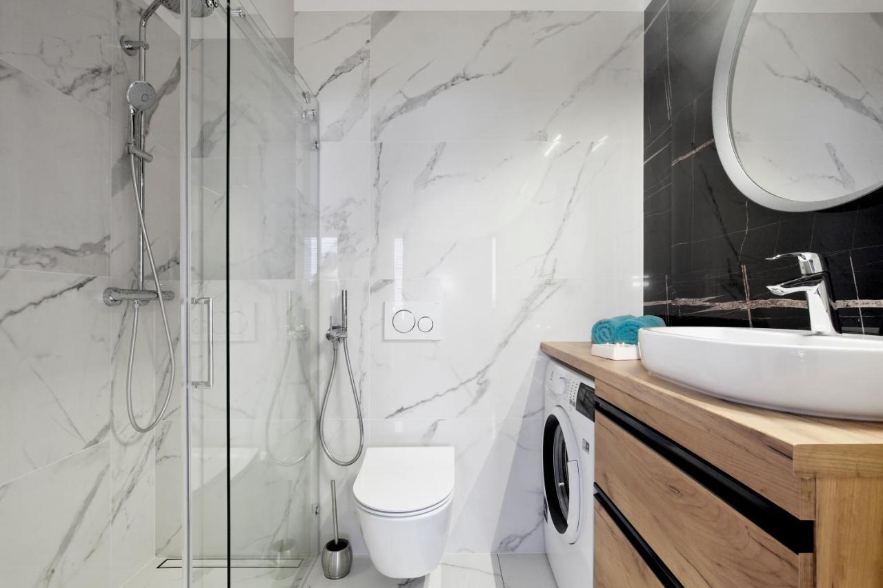 Elite Apartments Garden Gates Premium Гданськ Екстер'єр фото